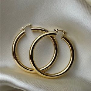 Simple Solid Hoops